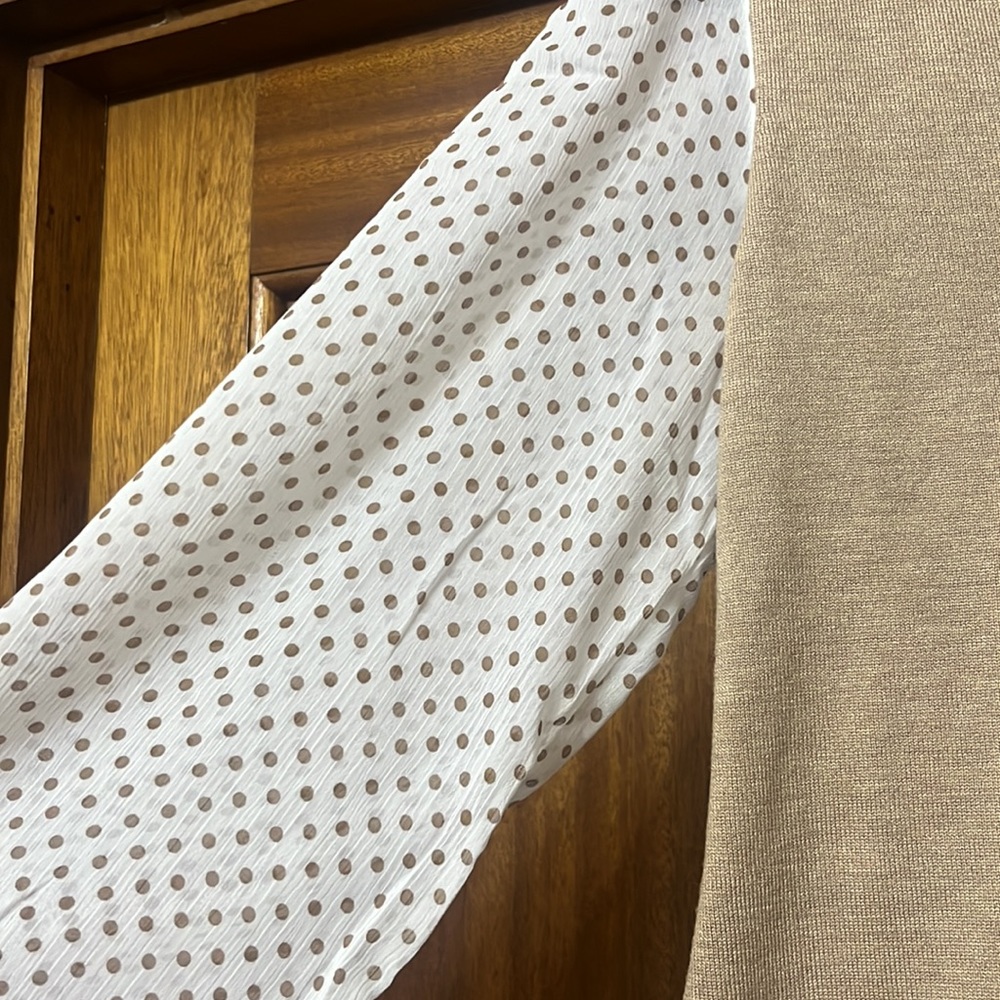 Sweater - Picture 4 of 4